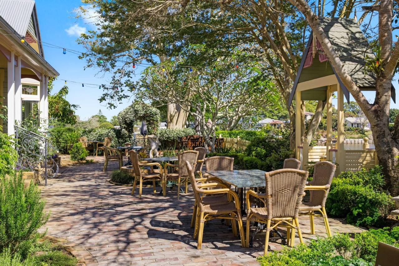 האט הד The Old Bank Gladstone Licensed Restaurant & Boutique Accommodation מראה חיצוני תמונה