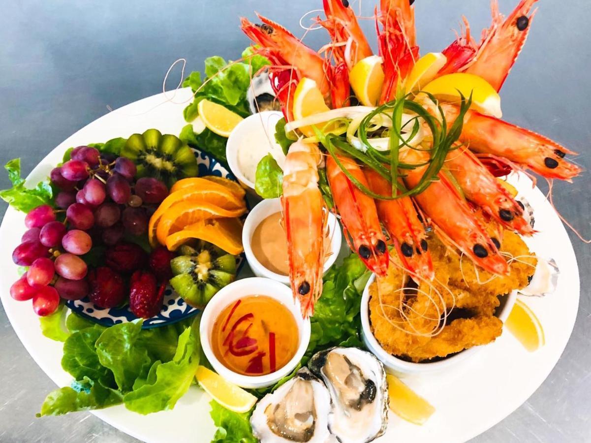 האט הד The Old Bank Gladstone Licensed Restaurant & Boutique Accommodation מראה חיצוני תמונה