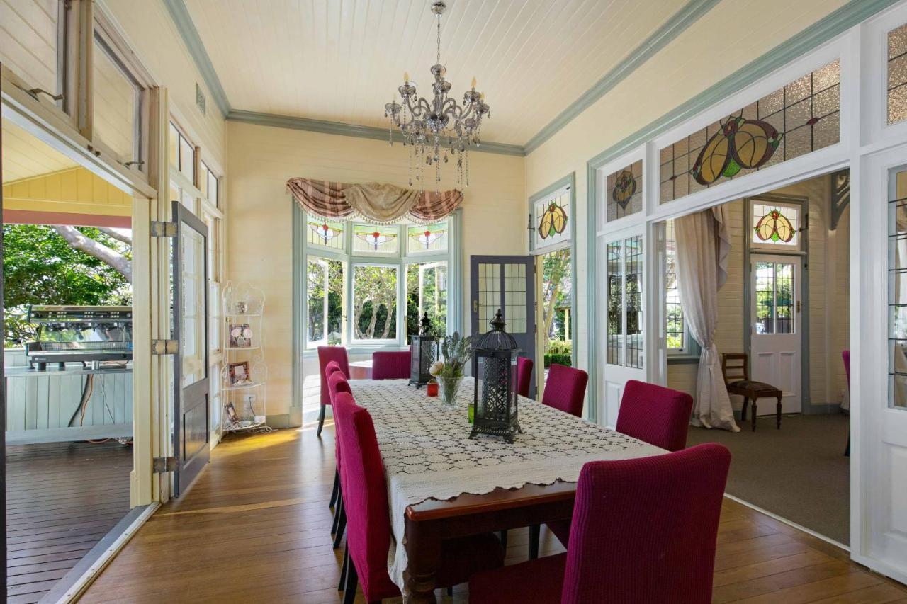 האט הד The Old Bank Gladstone Licensed Restaurant & Boutique Accommodation מראה חיצוני תמונה